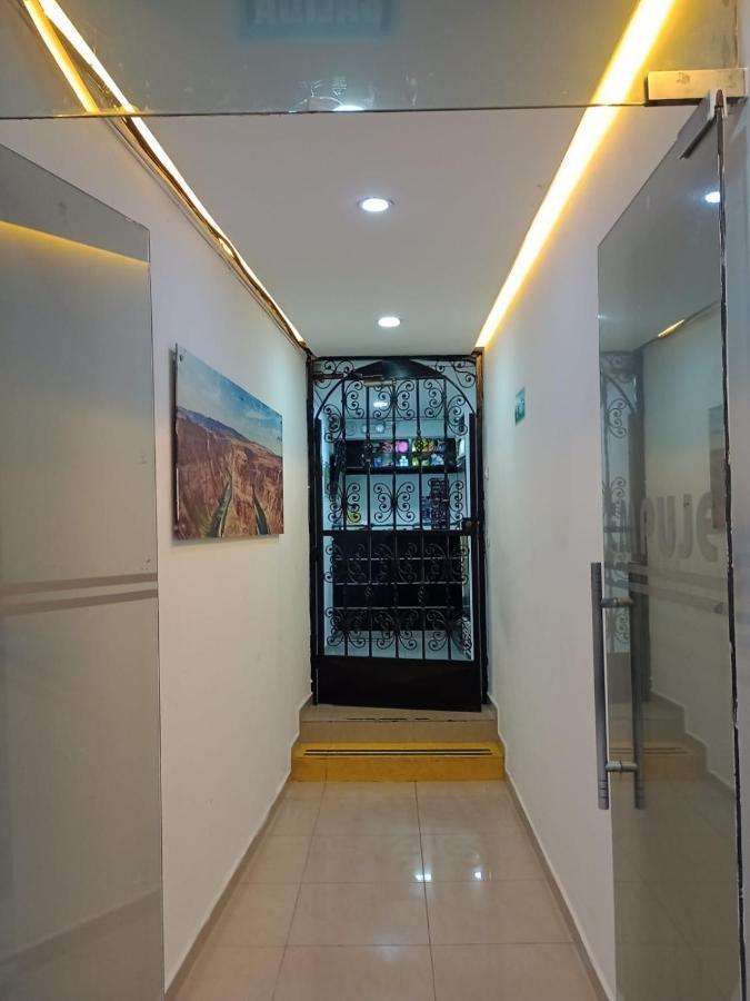 Hotel Country ميديلين المظهر الخارجي الصورة